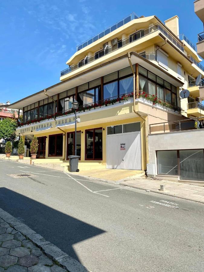 Family Hotel The Golden Fish Sozopol Exterior photo