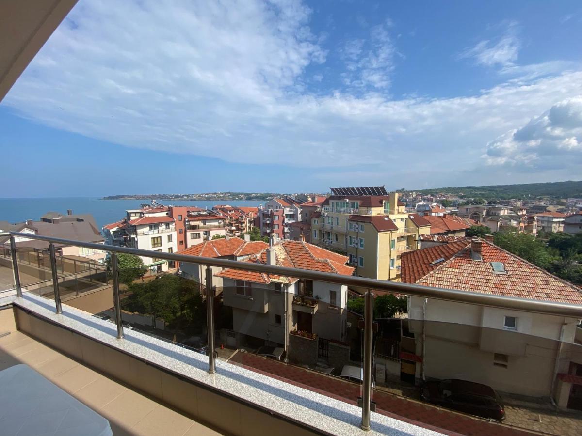 Family Hotel The Golden Fish Sozopol Exterior photo